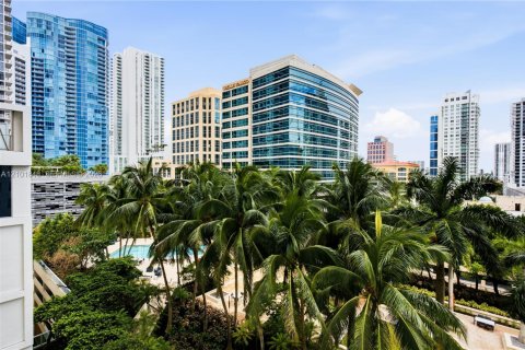 Condo in Fort Lauderdale, Florida, 2 bedrooms  № 2404172 - photo 27