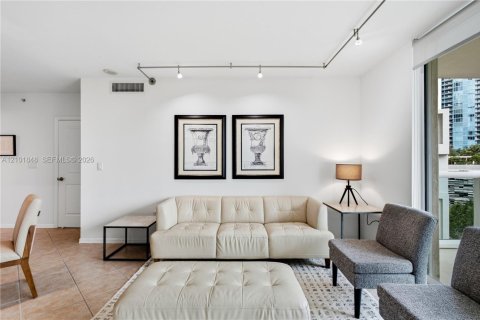 Condo in Fort Lauderdale, Florida, 2 bedrooms  № 2404172 - photo 7