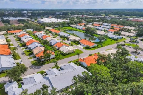 House in Sarasota, Florida 2 bedrooms, 121.05 sq.m. № 1856618 - photo 28