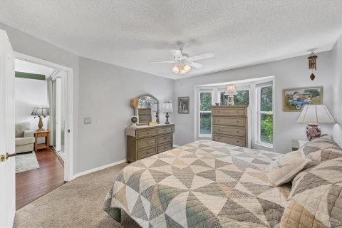 House in Sarasota, Florida 2 bedrooms, 121.05 sq.m. № 1856618 - photo 18