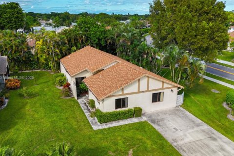 Villa ou maison à vendre à Delray Beach, Floride: 3 chambres, 159.7 m2 № 1951170 - photo 8