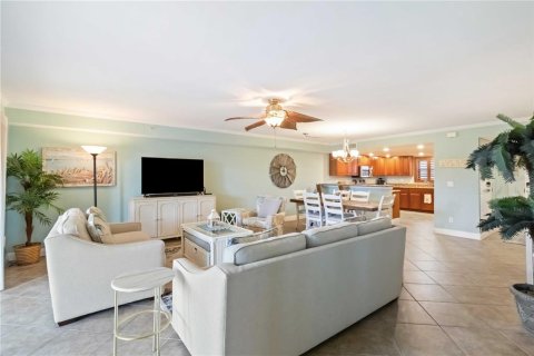 Condo in Englewood, Florida, 3 bedrooms  № 1883357 - photo 14