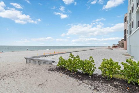 Condo in Englewood, Florida, 3 bedrooms  № 1883357 - photo 2