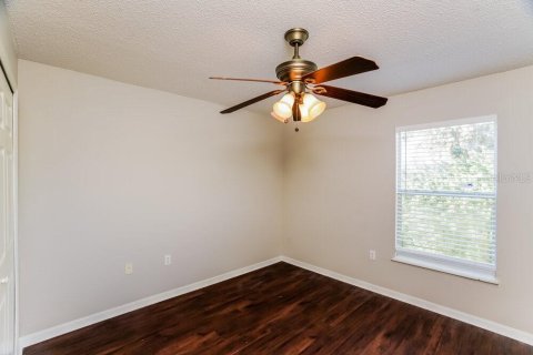 Villa ou maison à louer à Ruskin, Floride: 4 chambres, 207.08 m2 № 1799778 - photo 14