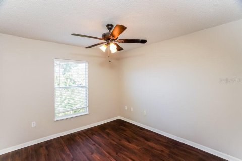 Villa ou maison à louer à Ruskin, Floride: 4 chambres, 207.08 m2 № 1799778 - photo 13