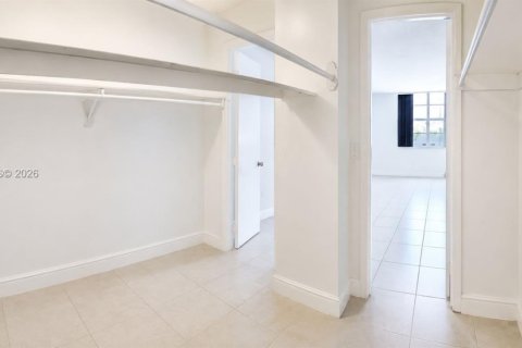 Copropriété à vendre à Miami, Floride: 2 chambres, 109.16 m2 № 2246434 - photo 6