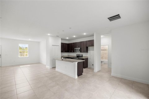 House in Dunnellon, Florida 4 bedrooms, 169.73 sq.m. № 1915257 - photo 6