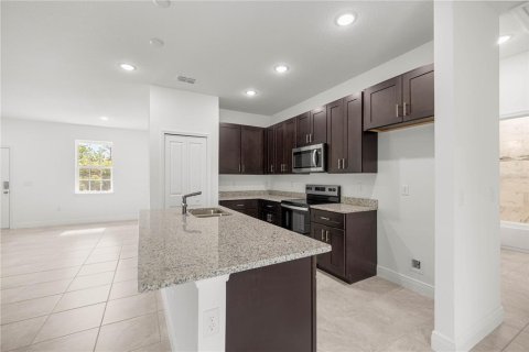 House in Dunnellon, Florida 4 bedrooms, 169.73 sq.m. № 1915257 - photo 10