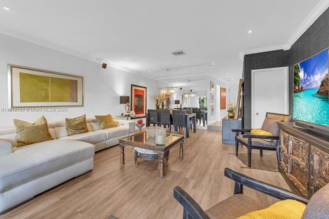 Villa ou maison à vendre à Miami, Floride: 2 chambres, 134.71 m2 № 1974736 - photo 28