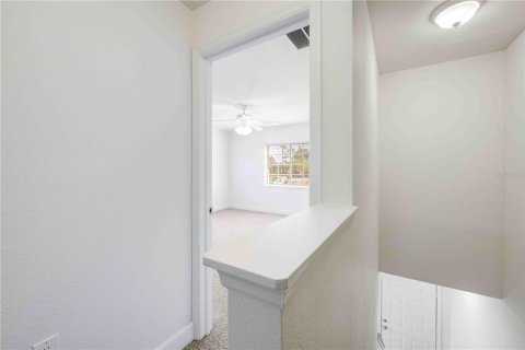 Casa en alquiler en Spring Hill, Florida, 3 dormitorios, 116.78 m2 № 1719951 - foto 5