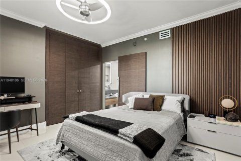 Condo in Aventura, Florida, 3 bedrooms  № 2006909 - photo 21