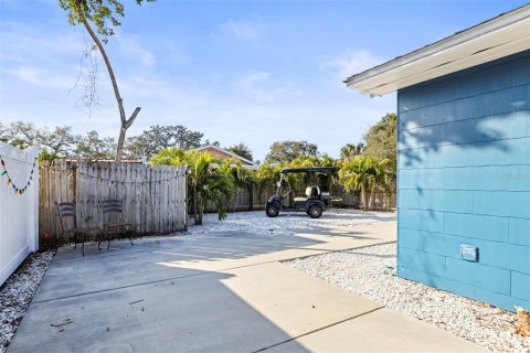Casa en venta en Dunedin, Florida, 2 dormitorios, 128.95 m2 № 2141997 - foto 27