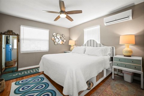 Casa en venta en Dunedin, Florida, 2 dormitorios, 128.95 m2 № 2141997 - foto 20