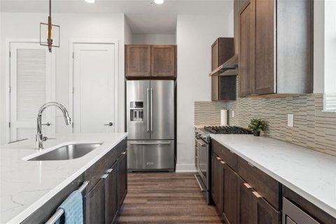 Adosado en venta en Saint Petersburg, Florida, 3 dormitorios, 183.2 m2 № 1597287 - foto 13