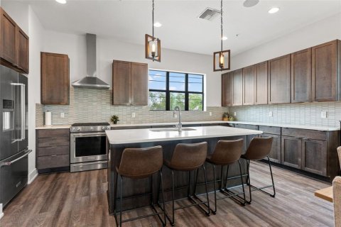 Adosado en venta en Saint Petersburg, Florida, 3 dormitorios, 183.2 m2 № 1597287 - foto 11