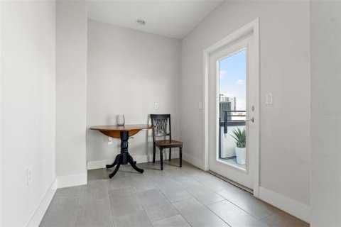 Adosado en venta en Saint Petersburg, Florida, 3 dormitorios, 183.2 m2 № 1597287 - foto 27