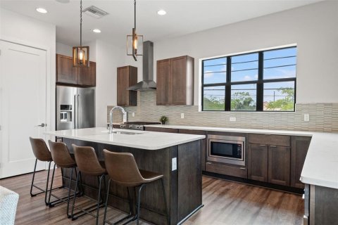 Adosado en venta en Saint Petersburg, Florida, 3 dormitorios, 183.2 m2 № 1597287 - foto 12