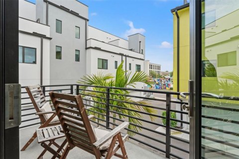 Adosado en venta en Saint Petersburg, Florida, 3 dormitorios, 183.2 m2 № 1597287 - foto 15