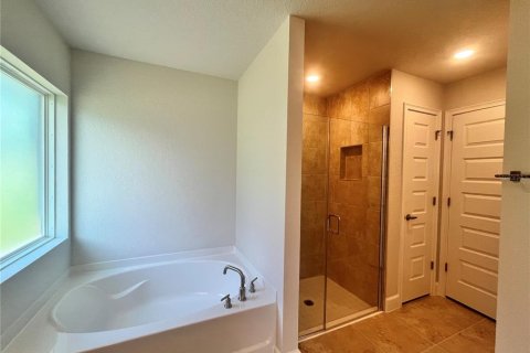 House in Summerfield, Florida 3 bedrooms, 183.02 sq.m. № 1612567 - photo 13