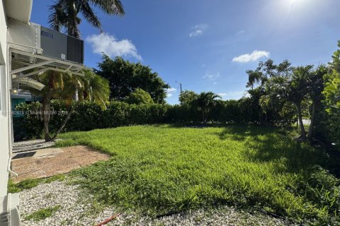 Casa en alquiler en Hollywood, Florida, 3 dormitorios, 176.24 m2 № 1891043 - foto 15