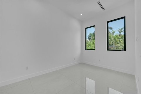 Villa ou maison à vendre à Wilton Manors, Floride: 3 chambres, 217.21 m2 № 2349027 - photo 14