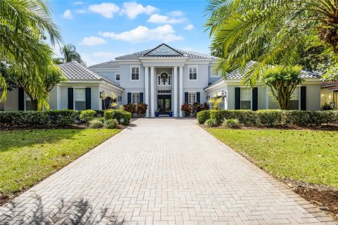 House in Windermere, Florida 4 bedrooms, 393.91 sq.m. № 1639965 - photo 1