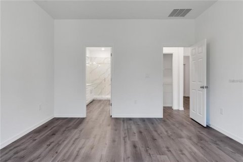 Casa en alquiler en North Port, Florida, 4 dormitorios, 185.8 m2 № 1840352 - foto 15