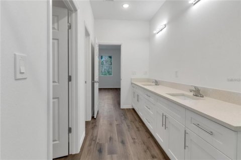 Casa en alquiler en North Port, Florida, 4 dormitorios, 185.8 m2 № 1840352 - foto 18