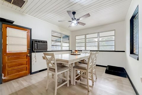 Villa ou maison à vendre à Zephyrhills, Floride: 3 chambres, 118.17 m2 № 2437194 - photo 18