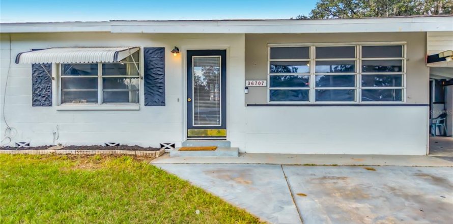 Villa ou maison à Zephyrhills, Floride 3 chambres, 118.17 m2 № 2437194