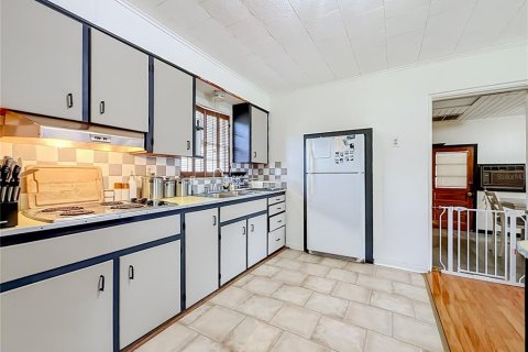 Villa ou maison à vendre à Zephyrhills, Floride: 3 chambres, 118.17 m2 № 2437194 - photo 15