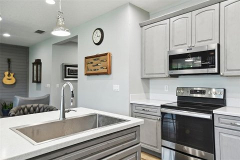 House in Kissimmee, Florida 2 bedrooms, 158.4 sq.m. № 1749297 - photo 17