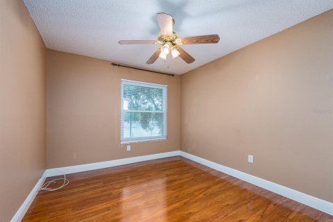 House in Palm Harbor, Florida 4 bedrooms, 242.2 sq.m. № 2133799 - photo 26