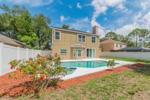 House in Palm Harbor, Florida 4 bedrooms, 242.2 sq.m. № 2133799 - photo 3