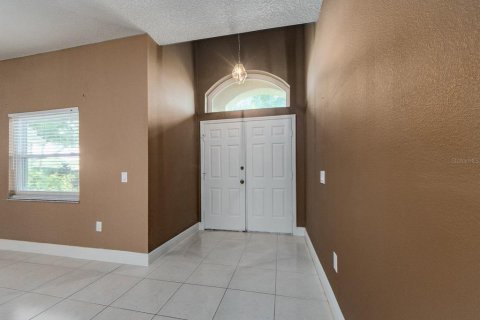 House in Palm Harbor, Florida 4 bedrooms, 242.2 sq.m. № 2133799 - photo 16