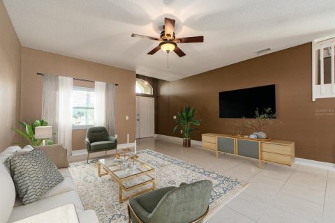 House in Palm Harbor, Florida 4 bedrooms, 242.2 sq.m. № 2133799 - photo 10