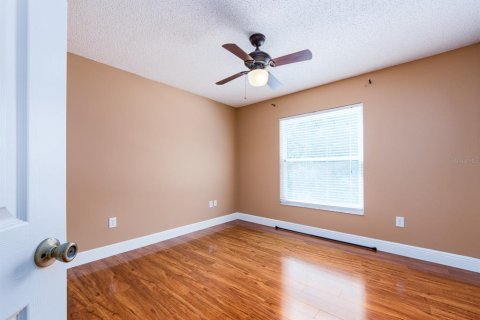 House in Palm Harbor, Florida 4 bedrooms, 242.2 sq.m. № 2133799 - photo 25