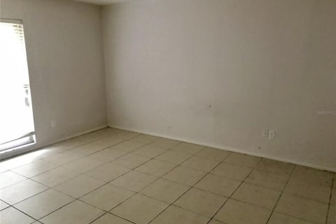 House in Clermont, Florida 2 bedrooms, 97.55 sq.m. № 2391444 - photo 5