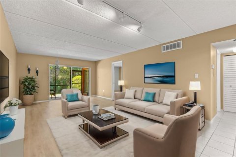 Condo in Oldsmar, Florida, 2 bedrooms  № 1886274 - photo 3