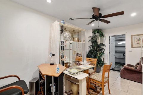 House in Gainesville, Florida 3 bedrooms, 162.21 sq.m. № 1833557 - photo 20