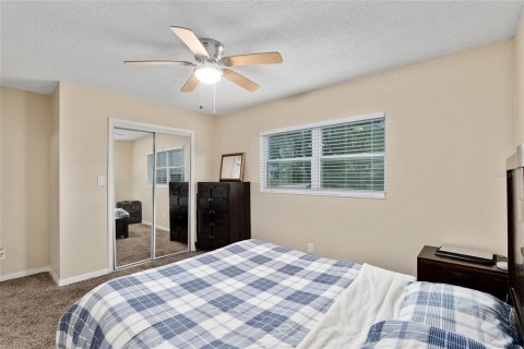 House in Gainesville, Florida 3 bedrooms, 162.21 sq.m. № 1833557 - photo 18