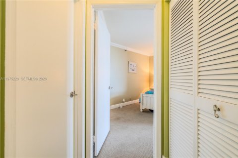 Condominio en venta en Miami Beach, Florida, 2 dormitorios, 110.55 m2 № 2040026 - foto 15