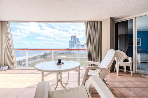 Condominio en venta en Miami Beach, Florida, 2 dormitorios, 110.55 m2 № 2040026 - foto 29