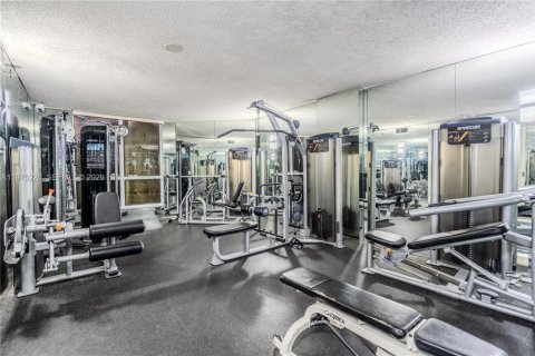 Condominio en venta en Miami Beach, Florida, 2 dormitorios, 110.55 m2 № 2040026 - foto 17