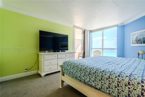 Condominio en venta en Miami Beach, Florida, 2 dormitorios, 110.55 m2 № 2040026 - foto 27