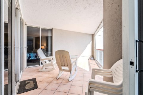 Condominio en venta en Miami Beach, Florida, 2 dormitorios, 110.55 m2 № 2040026 - foto 25