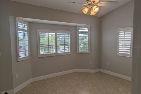 Villa ou maison à vendre à Englewood, Floride: 3 chambres, 179.12 m2 № 2347957 - photo 16