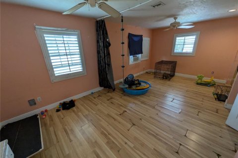 House in Fort Myers, Florida 2 bedrooms, 124.67 sq.m. № 2204412 - photo 10