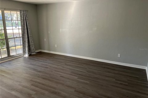 Apartamento en alquiler en Gainesville, Florida, 3 dormitorios, 105.07 m2 № 1543674 - foto 3