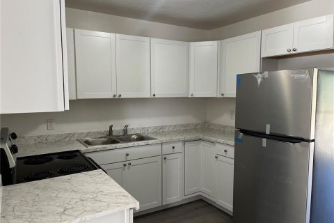 Apartamento en alquiler en Gainesville, Florida, 3 dormitorios, 105.07 m2 № 1543674 - foto 4